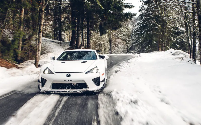 Nomai piedāvājam LEXUS LFA v10, transporta noma sludinājums Jūrmalā 1